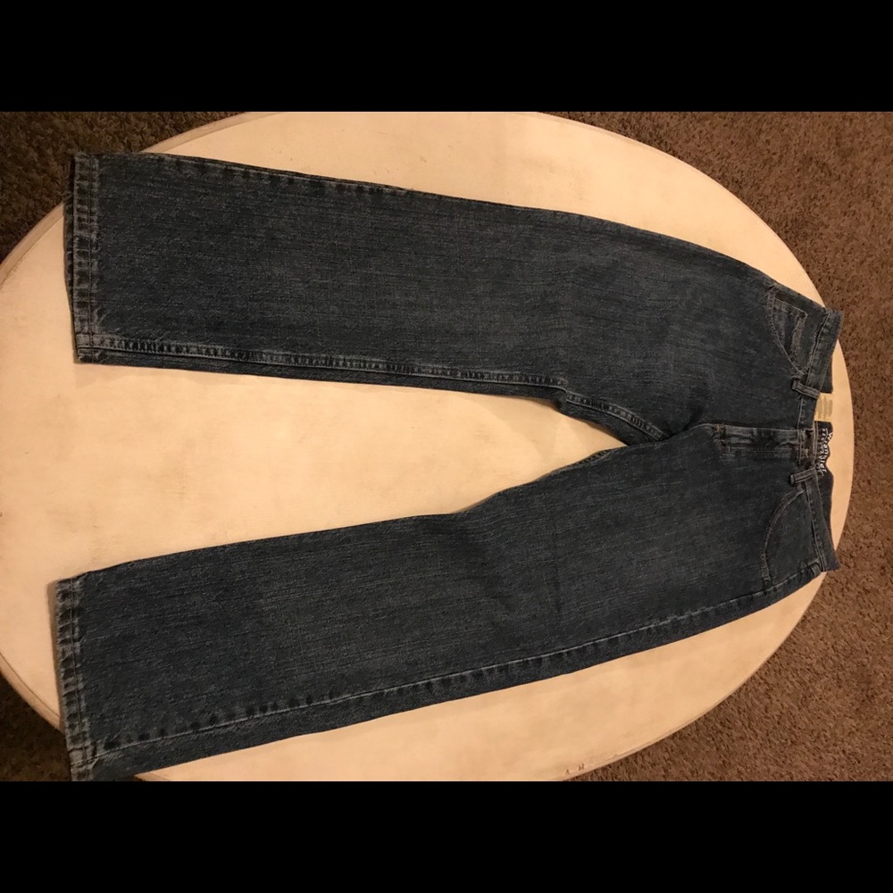 Men’s Wrangler regular fit straight leg jeans